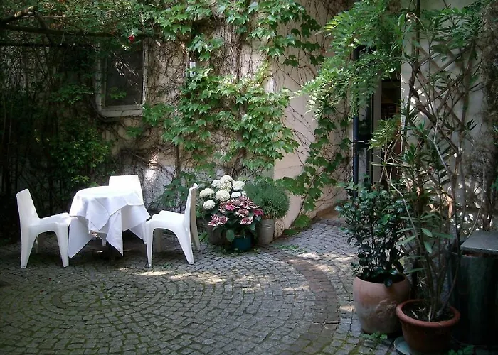 Wiener Kindl Hotel Vienna