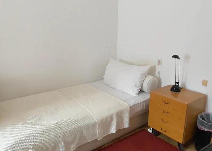 Wiener Kindl 3* Vienna
