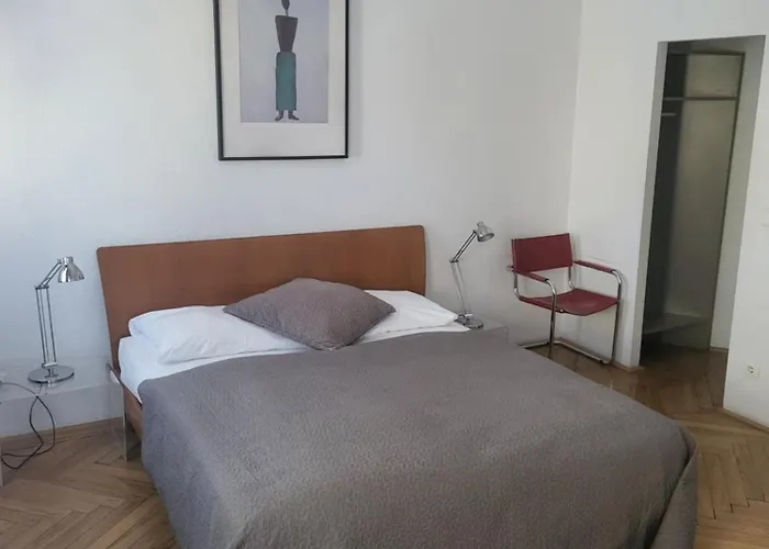 Wiener Kindl 3* Vienna